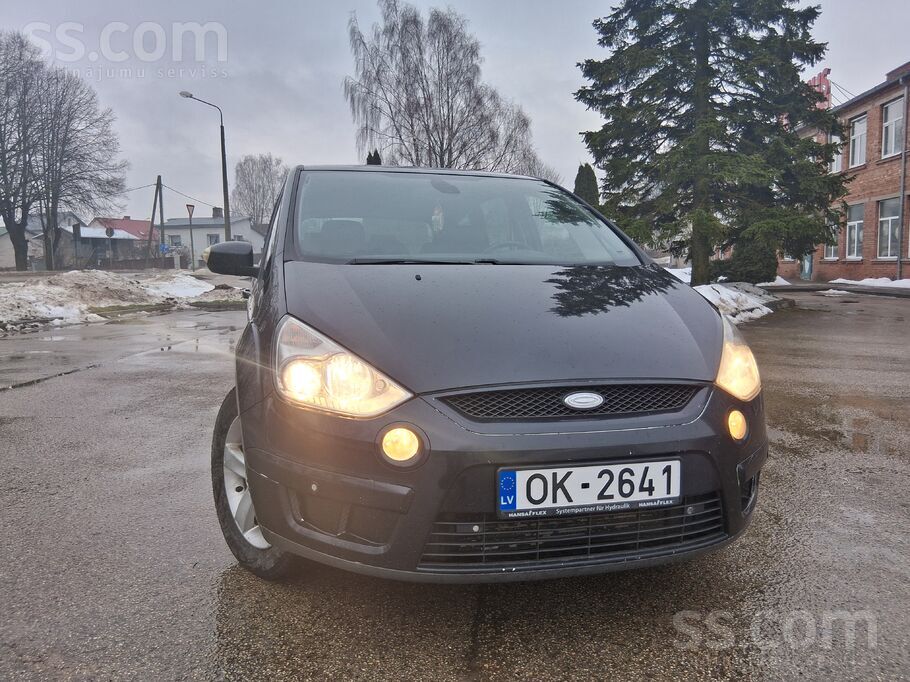 Ford Pārdodu Ford S-Max ar 1.8l 92kw dīzeļa motoru. Aut
