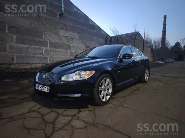 Jaguar 3.0D V6 Premium Luxury Lūka Ventilējami sēdekļi Ka