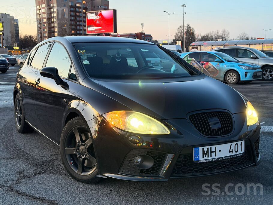 Tirgoju seat leon fr sporta modele, 2.0 dizelis 125kw, manuala karba, daudz