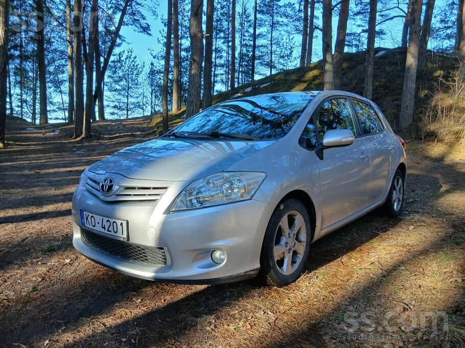 Toyota Toyota Auris. 1.6benzīns. Ekonomisks auto. Tehnisk