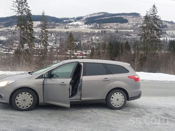 Ford Auto no Nīderlandes orginals nobraukums. Pats liet