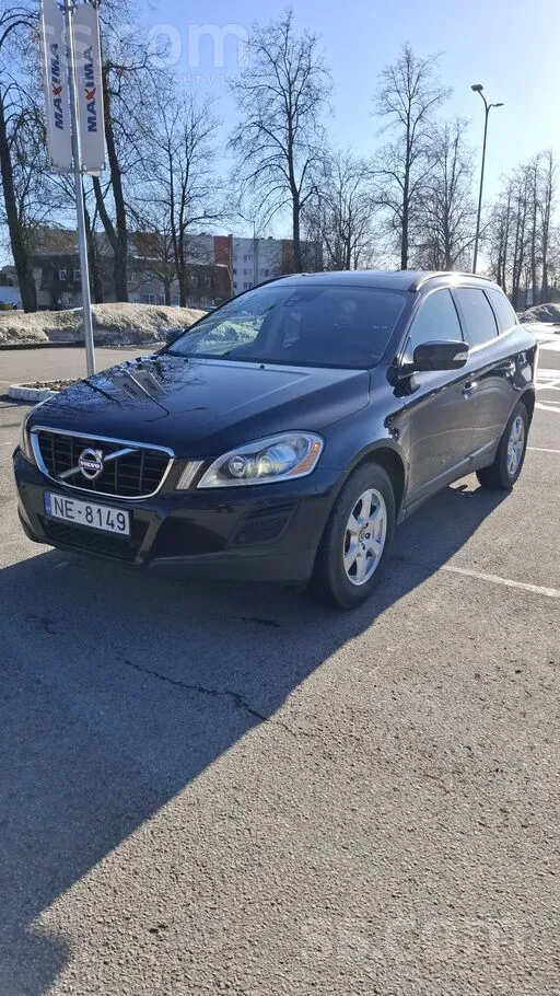 Volvo Īpašnieks pārdod Volvo Xc60. Auto pirku Vācijā pir