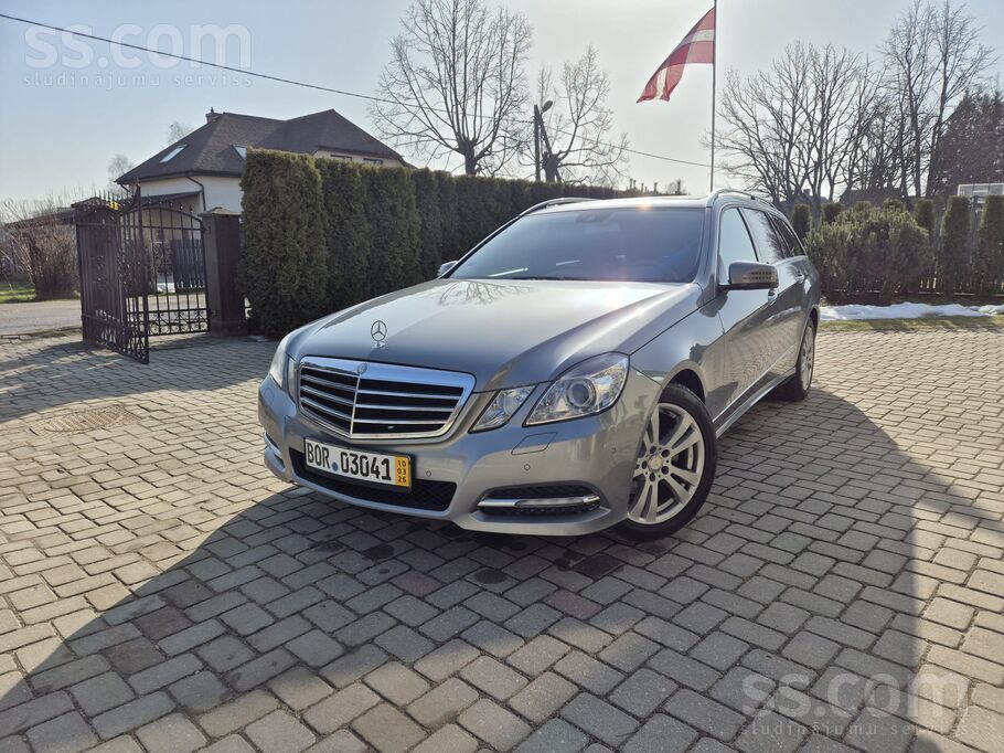 Mercedes Pārdodu lieliskā stāvoklī esošu Mercedes-Benz ar u