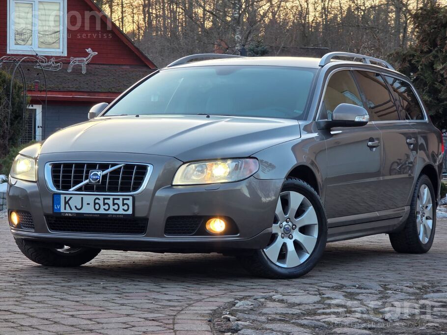 Volvo Summum. Mehānika. Xenons. Oyster Grey. Āda. Tip To