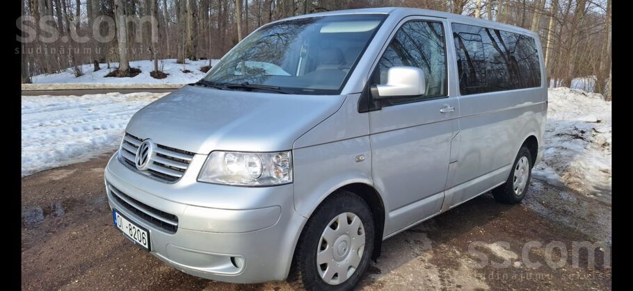 Volkswagen VW Caravelle, 2.5 tdi, 9 vietas. 2005.gada Izlaidu