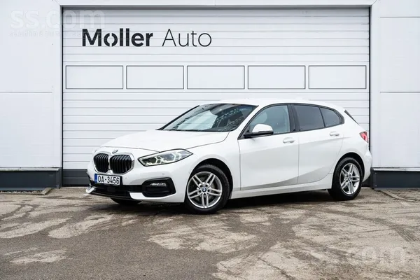 BMW BMW 118d (150 zs) ar automātisko Pārnesumkārbu. 