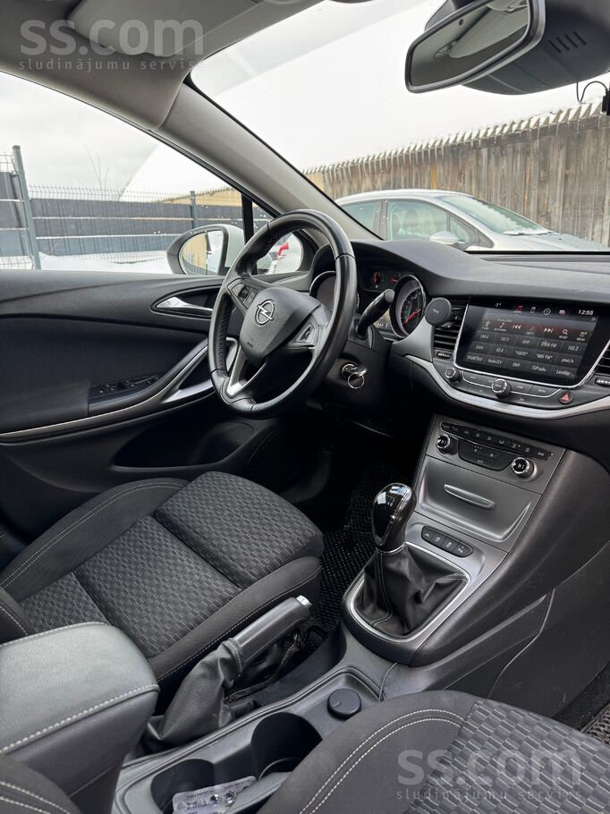 Opel Opel Astra Sports Tourer+, pirmā reģistrācija 02.0
