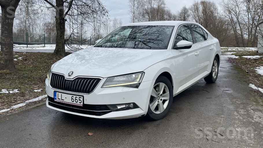 Skoda Pārdod Škoda Superb 2016. gada ar 132kw 1.8Tsi ben