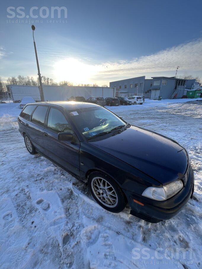 11.14.2025 beigusies TA, jauna nav ieta.
2.0 turbo benzins/gāze 118kw
R16