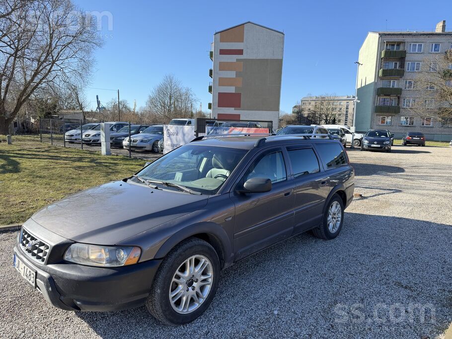 Volvo Xc70 2005.g. 2.4d 120kw dīzeļa dzinējs ar automātisko ātrumkārbu.