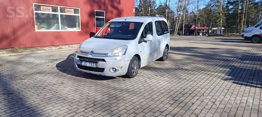 Citroen Pārdodu Citroen Berlingo B9, reģistrēts kā kravas 