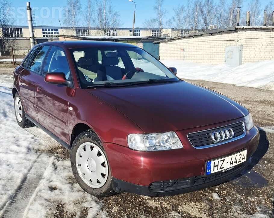 Audi Авто в хорошем состоянии. Экономичная, в городе хо