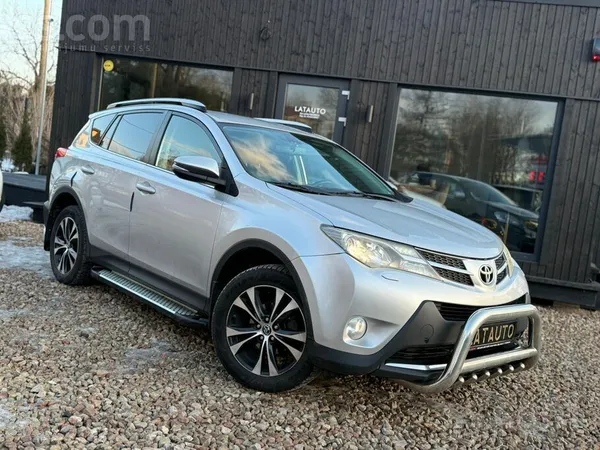 Līzings/maiņa ļoti laba ekonomiska Toyota Rav4 Exclusive / Svaiga TA

Pārd