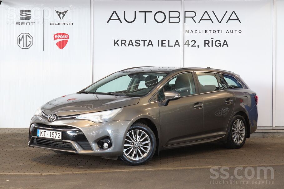 Toyota Piedāvājam Toyota Avensis Touring Sports. 1.8 benz