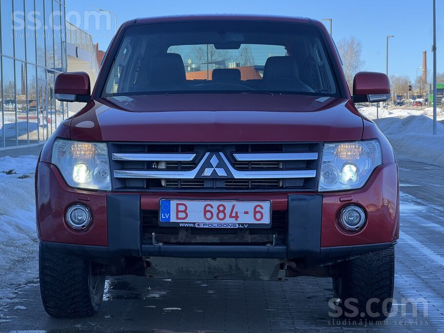 Mitshubishi Pajero Iv
3.2 dizelis
Automāts
Nodoklis apmaksāts pilnā apmērā