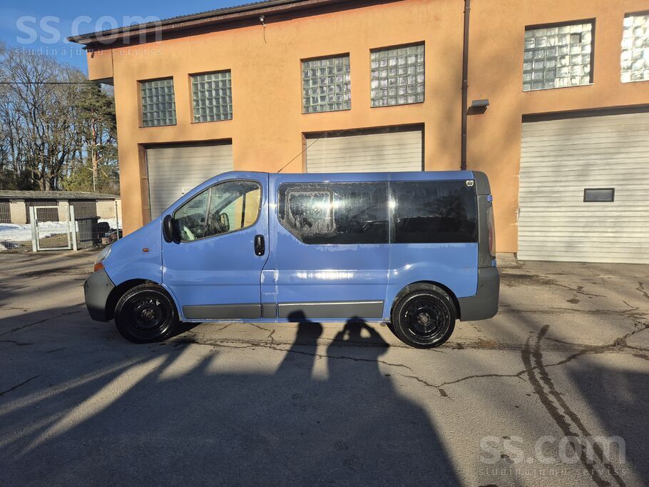 Renault Pārdodu jo vairs nav nepiecuešamība pēc busa. tiko