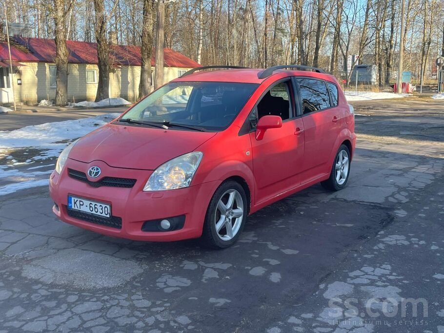 Toyota Toyota corolla verso, 2.2 dīzelis, mehāniskā ātrum