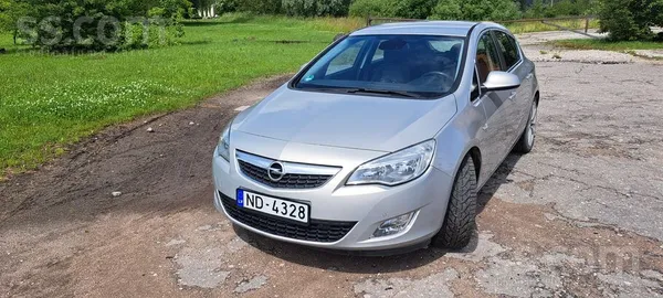 Opel Pārdodu auto. Jauni bremžu diski, jauns akumulator