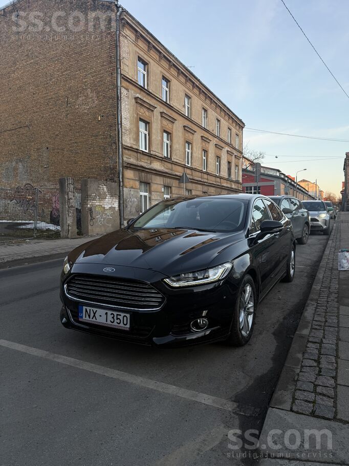Ford Продается автомобиль в отличном состоянии. Машина 