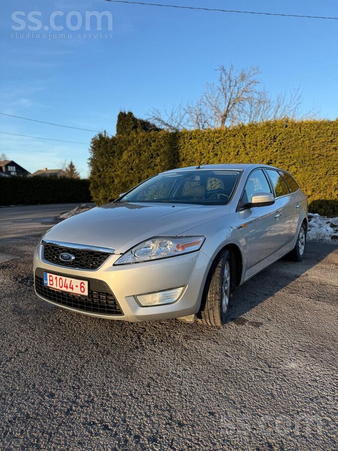 Piejams fordiņš Ghia komplektācija, Bluetooth, navi, kruīzkontrole, lietus s