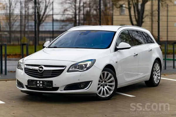 Opel Auto ļoti labā tehniskā un vizuālā stāvoklī. Orģin