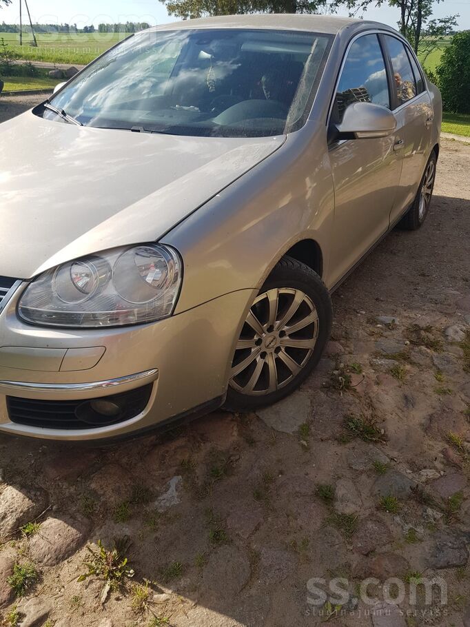 Volkswagen Labdien. Izcils motors, perfekta kārba, ideāls sal