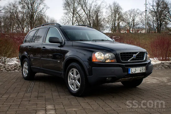 Volvo Pārdodu volvo xc90 2.4d 120kw 4x4 7 sēdvietas 