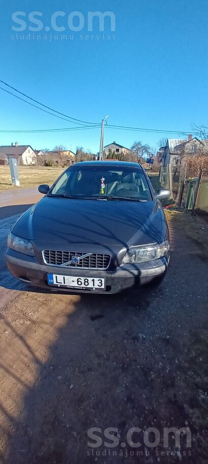 Volvo Pārdodu savu uzticamo auto. Sīkāk par tālruni 2978