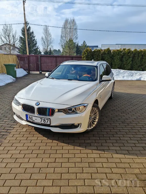 BMW Piedāvāju iegādāties balto pērli BMW 318d (2013.ga
