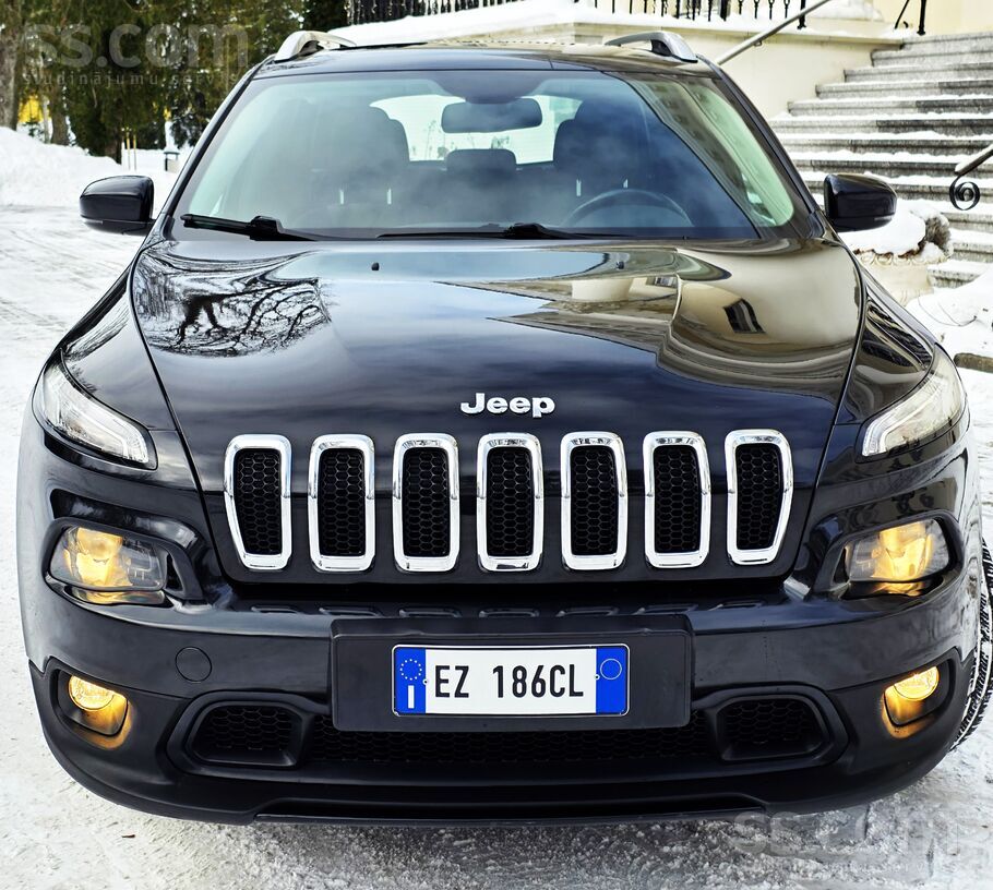 Italy Jeep Cherokee