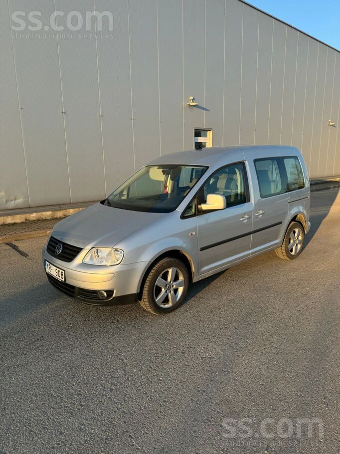 Volkswagen Pārdodu samērā dzīvu nenobrauktu VW Caddy 2.0 Tdi(