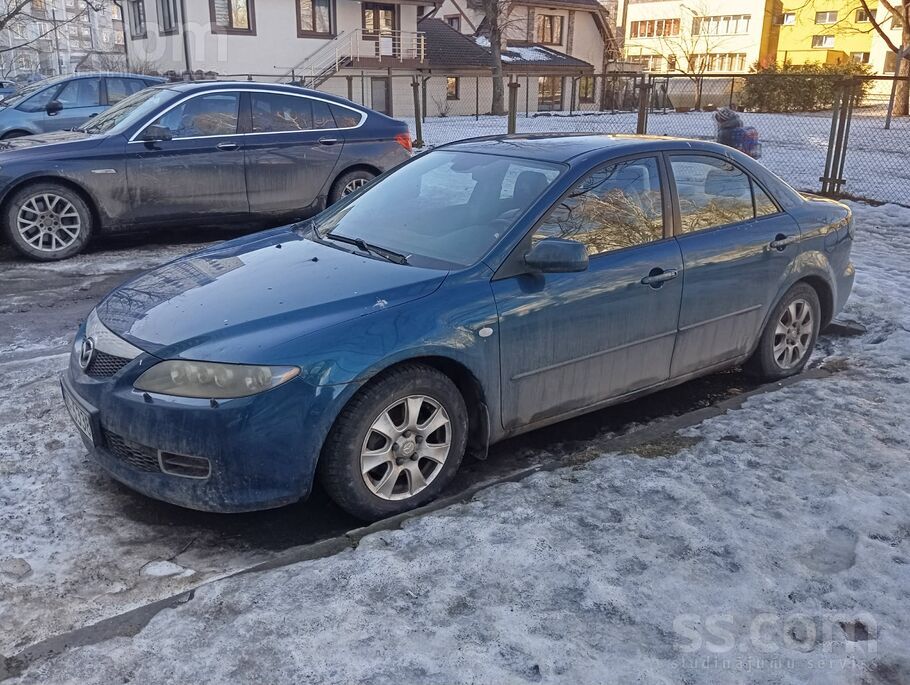Один владелец, куплена в латвии, техосмотр не пройден изза ржавчины.