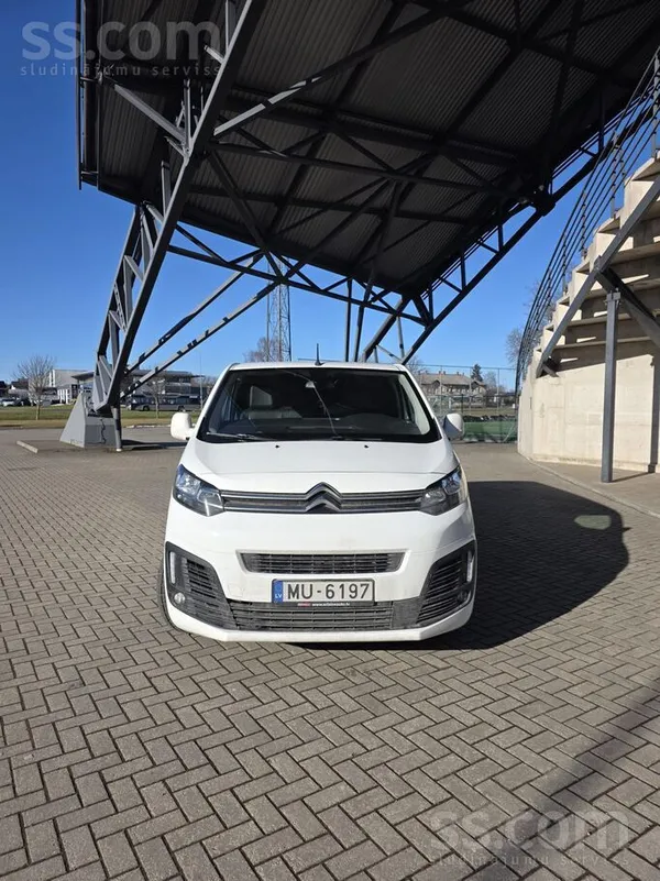 Citroen Pārdod uzņēmums