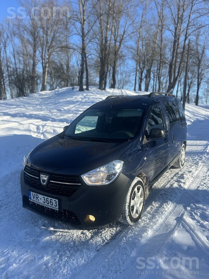 Dacia Отличная семейная машина. 5 мест. Большое багажное