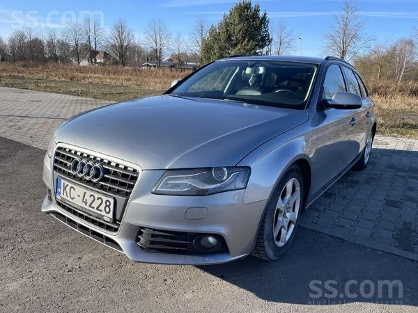 Audi Audi A4 ar 2.0Tdi dīzeļdzinēju. Auto labā tehniskā