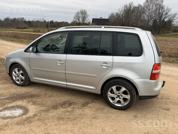 Volkswagen Labs darba autiņš - 1.9D, 77kw. Daudz kas labots u