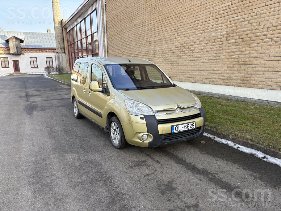 Pārdodu Citroen Berlingo Multispace 1.6 Hdi, 2008. gads.
Dīzelis, 66kW