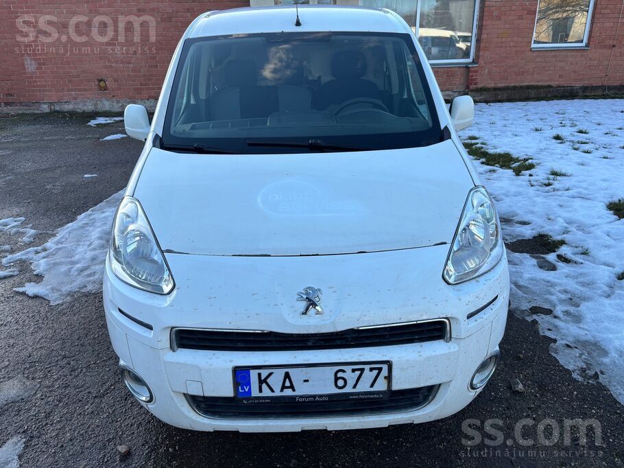 Peugeot Dzinēja un ritošās daļas tehniskais stāvoklis ir ļ