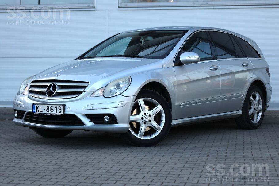 3.0d, 165kw, parkošanās sensori, atpakaļskata kamera, lietus sensors, kruīza