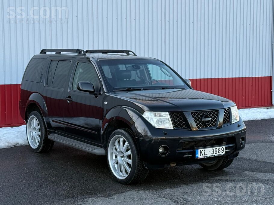 Pārdod Nissan Pathfinder , 2.5 Dīzelis , 7-Sēdvietas , Automātiskā ātrumkārb