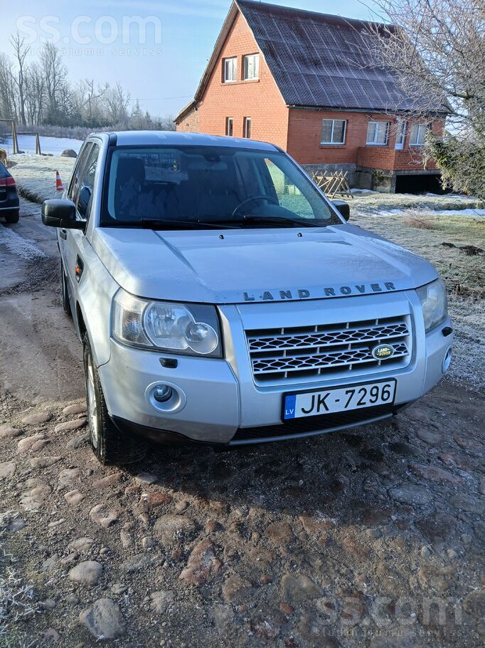 Land-rover Pārdodu Freelander 2, Ir divas atslēgas, mazs nodo