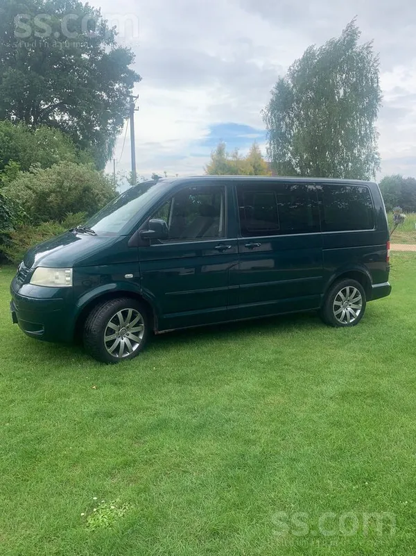 Volkswagen Vw Multivan. Manuālis 6 atrumi 2.5 dīzelis 128kw .
