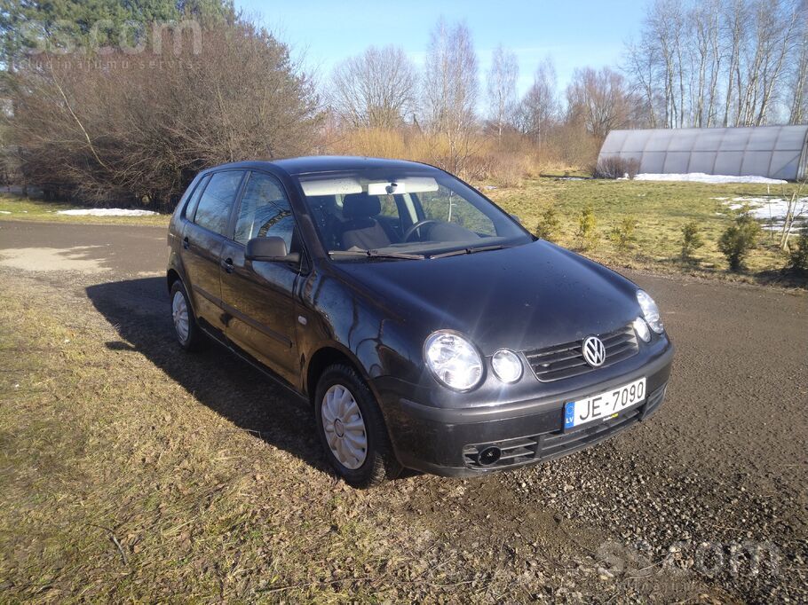 Volkswagen Pārdod auto Volkswagen Polo benzīns. patēriņš 5 li