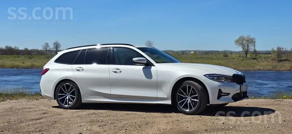 BMW Современный и экономичный универсал бизнес-класса 