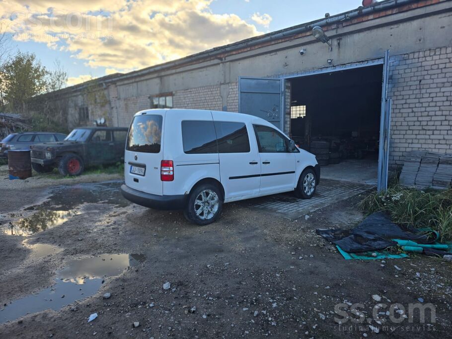 Volkswagen Pārdodas vw caddy, ar sprauslas defektu. (Pašam na
