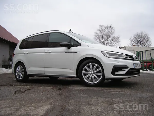 Volkswagen VW Touran R-Line. 7vietas. Family-iebūvēts bērnu s