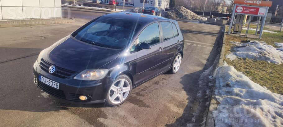 Volkswagen Pārdod Volkswagen Golf Plus labā tehniskā stāvoklī