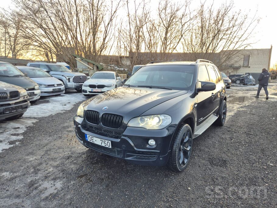 BMW BMW X5 Xdrive35D 3.0l dīzelis. 198kw