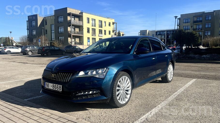 Privātpersona pardod Škoda Superb 2.0 280Hp benzins, pilnpiedziņa un automāt