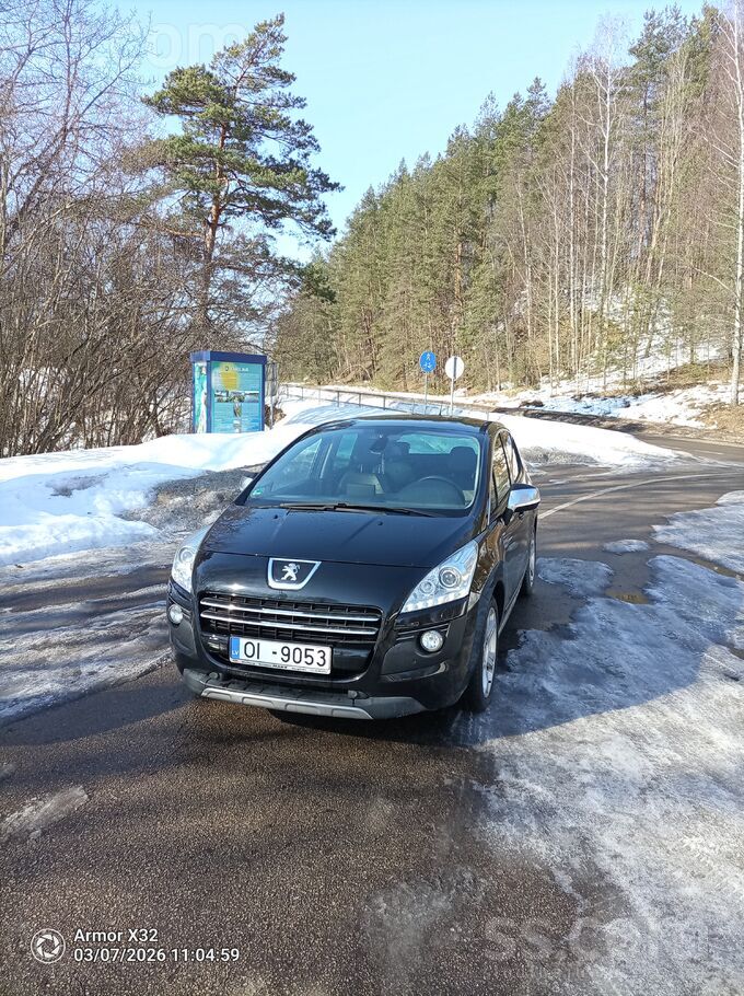 Peugeot Продаётся Peugeot 3008 2013 года 2, 0 hdi 120kW Hy